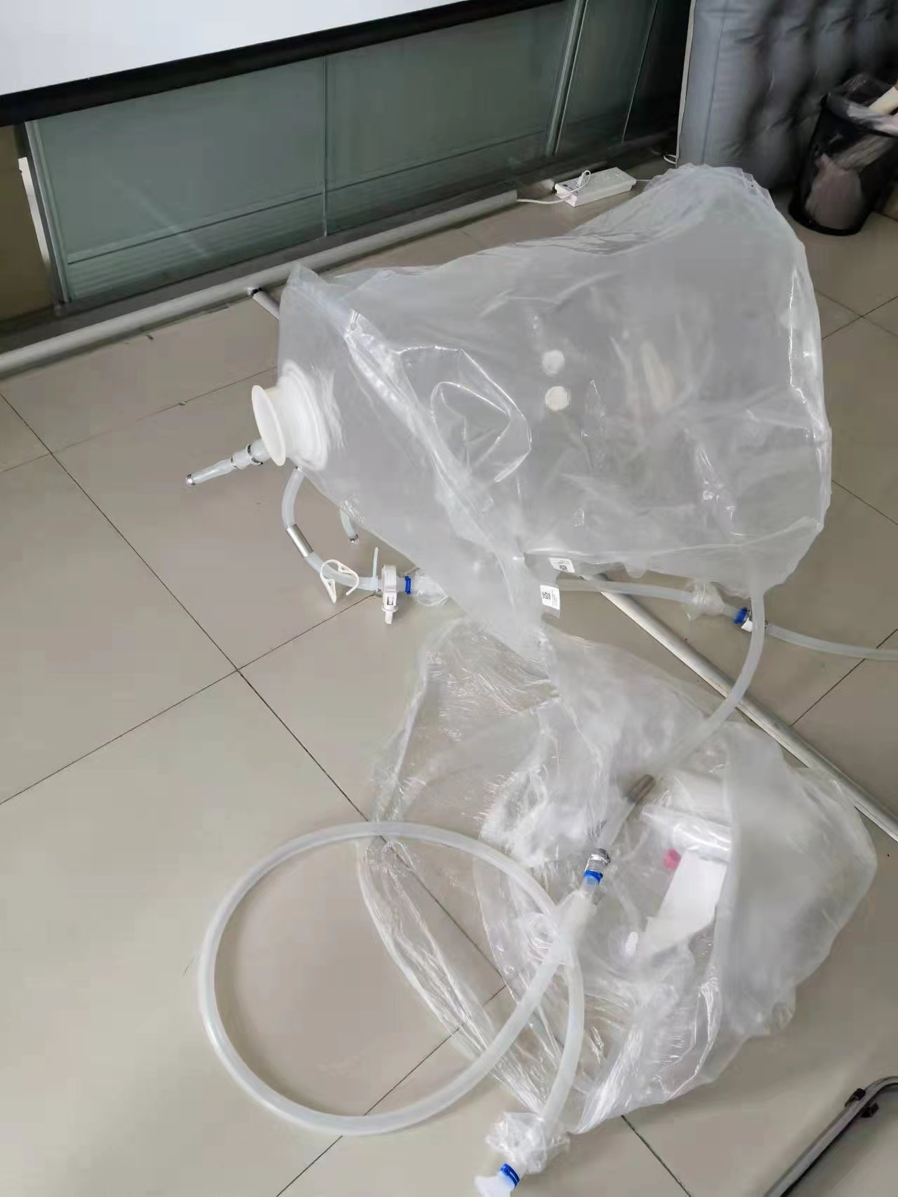 PE(聚乙烯)鋁箔袋醫用恒溫脈衝抽真空好色先生APP下载苹果手机安装IOS
